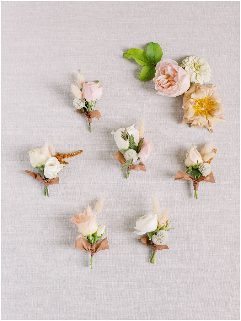 Summertime wedding boutonnieres