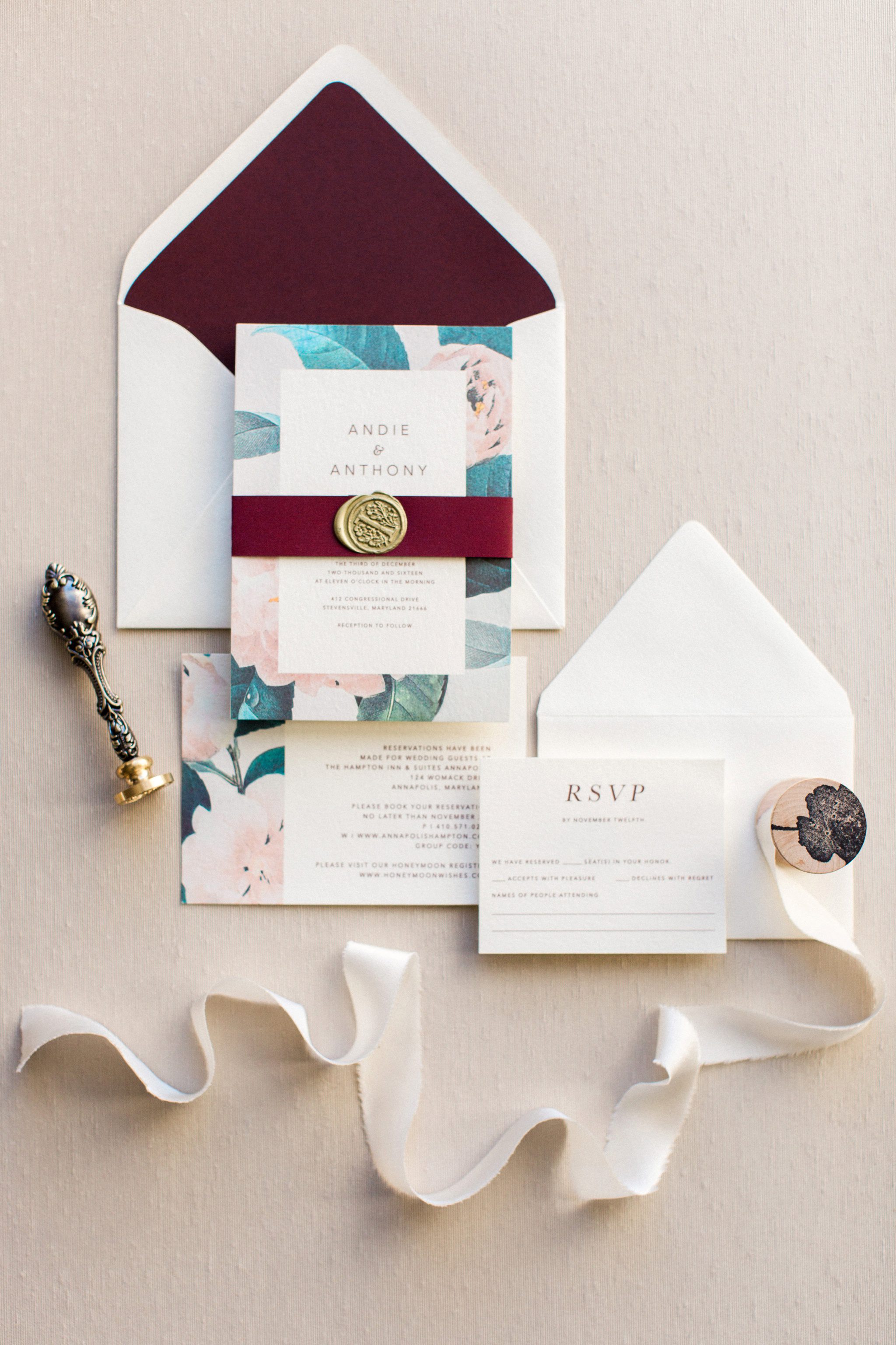 Silver Swan Bayside Annapolis Wedding Photo