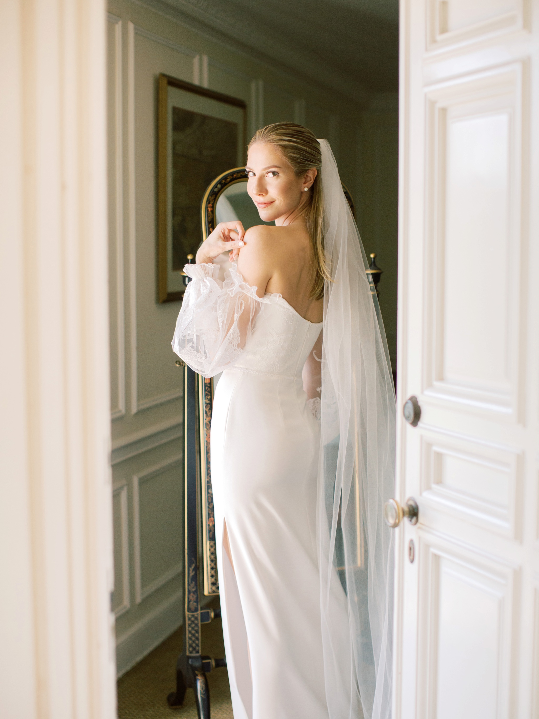 Caltech Athenaeum Pasadena Wedding Bridal Suite