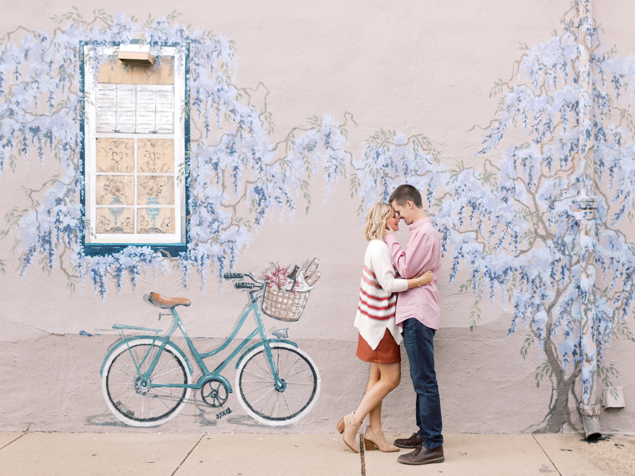 Downtown Annapolis Engagement Photo
