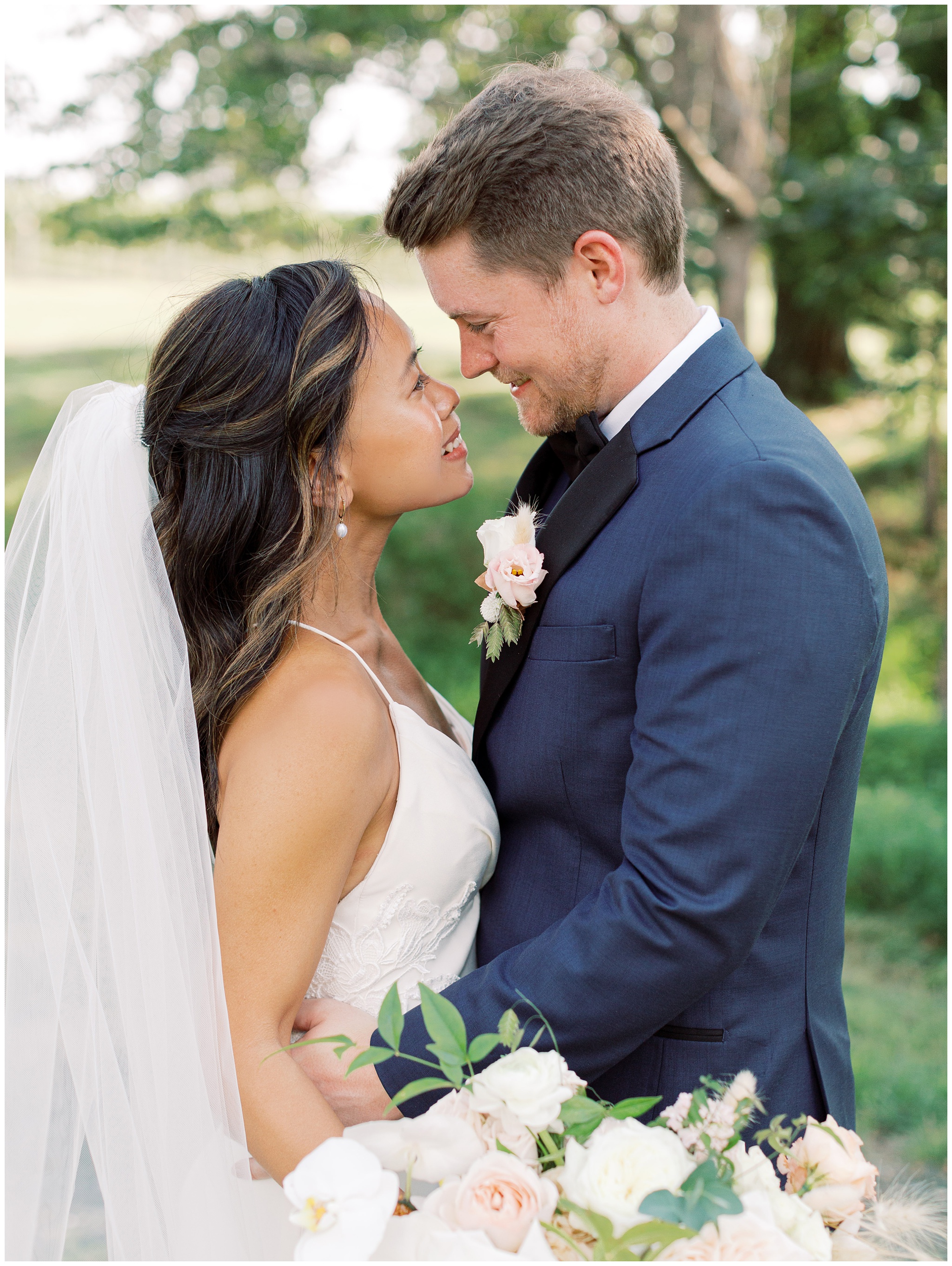 Veritas Vineyards & Winery wedding photo