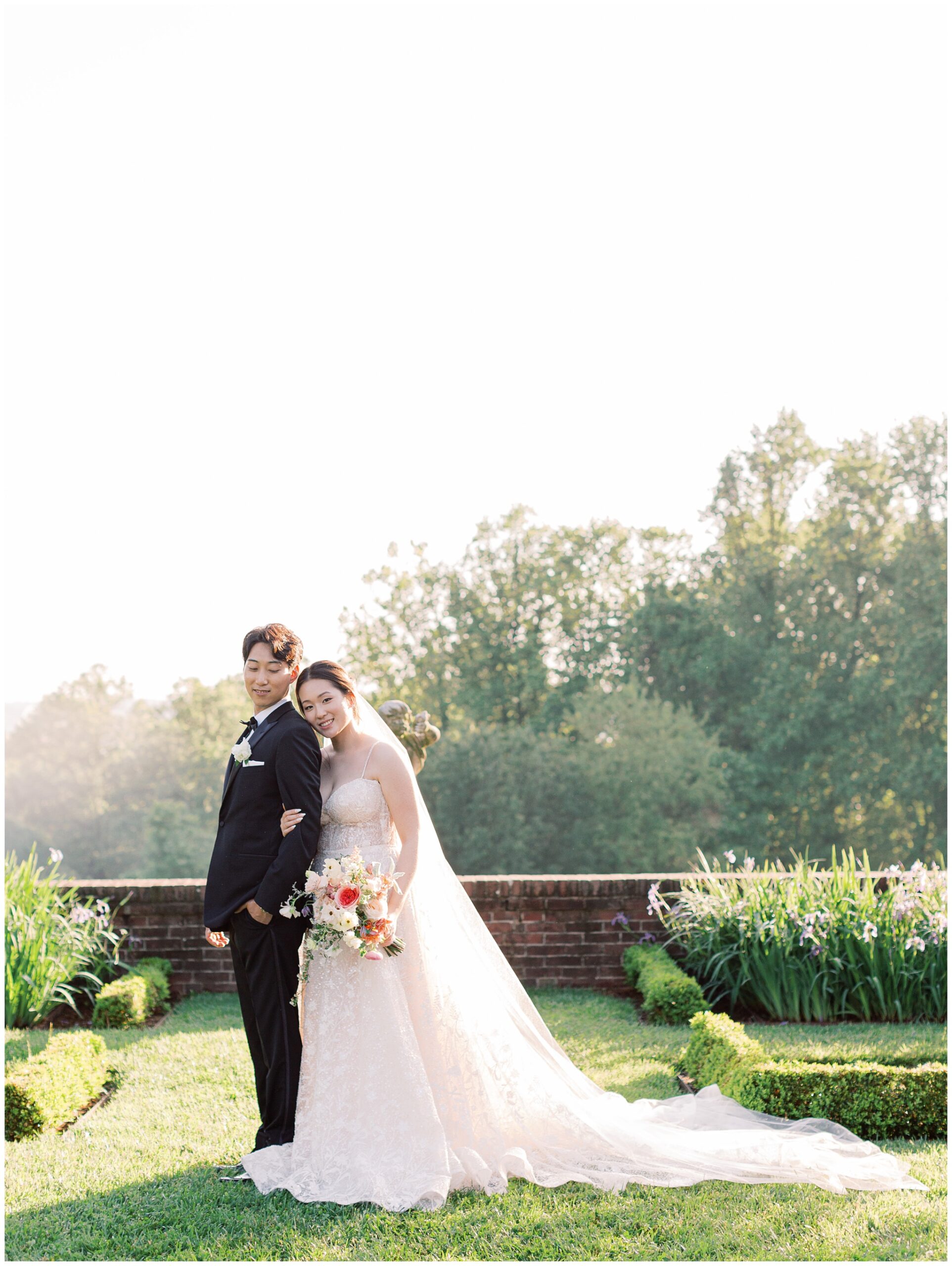 Oxon Hill Manor Bride and Groom Wedding Photos