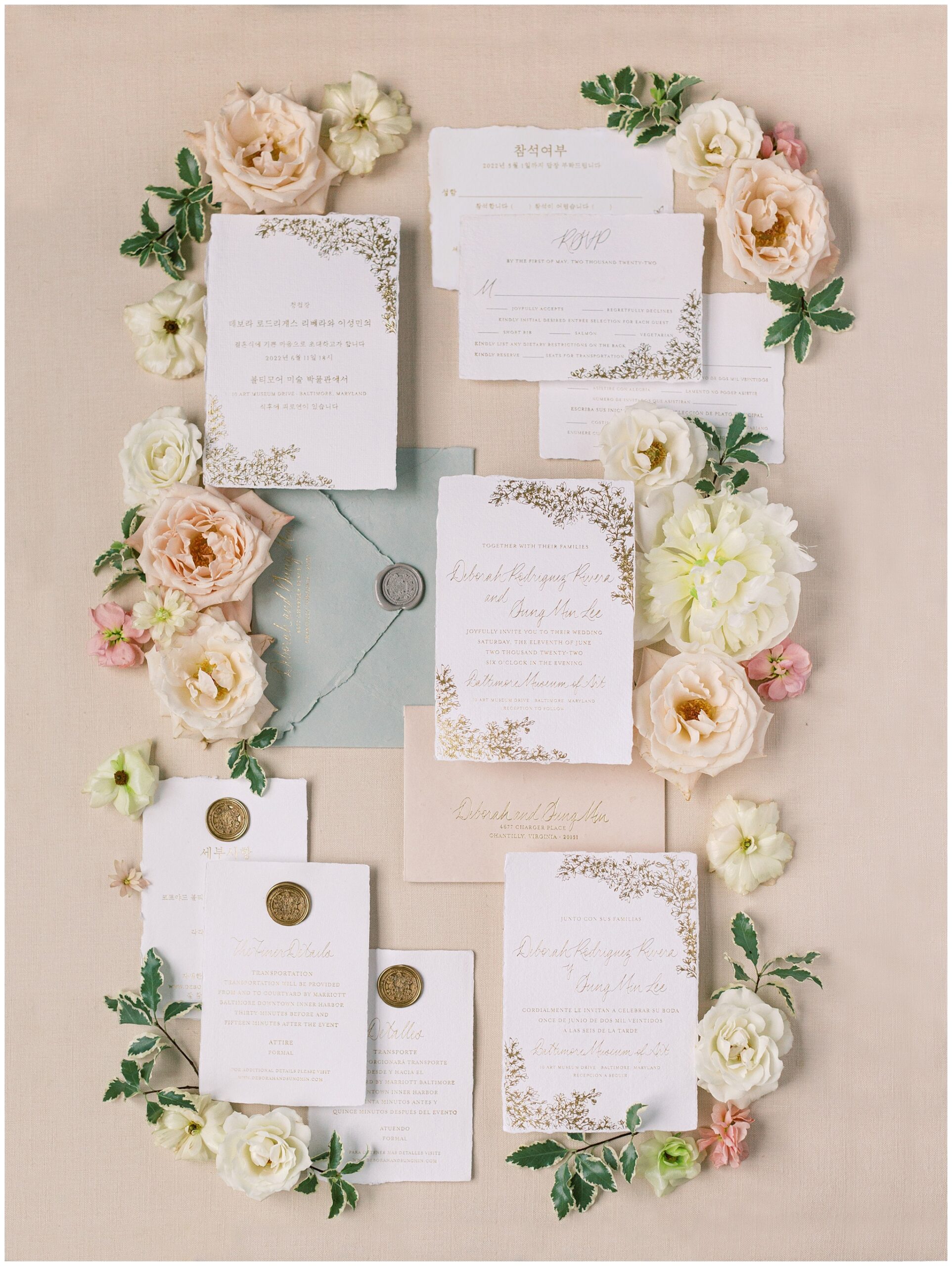 Tri-lingual invitation suite