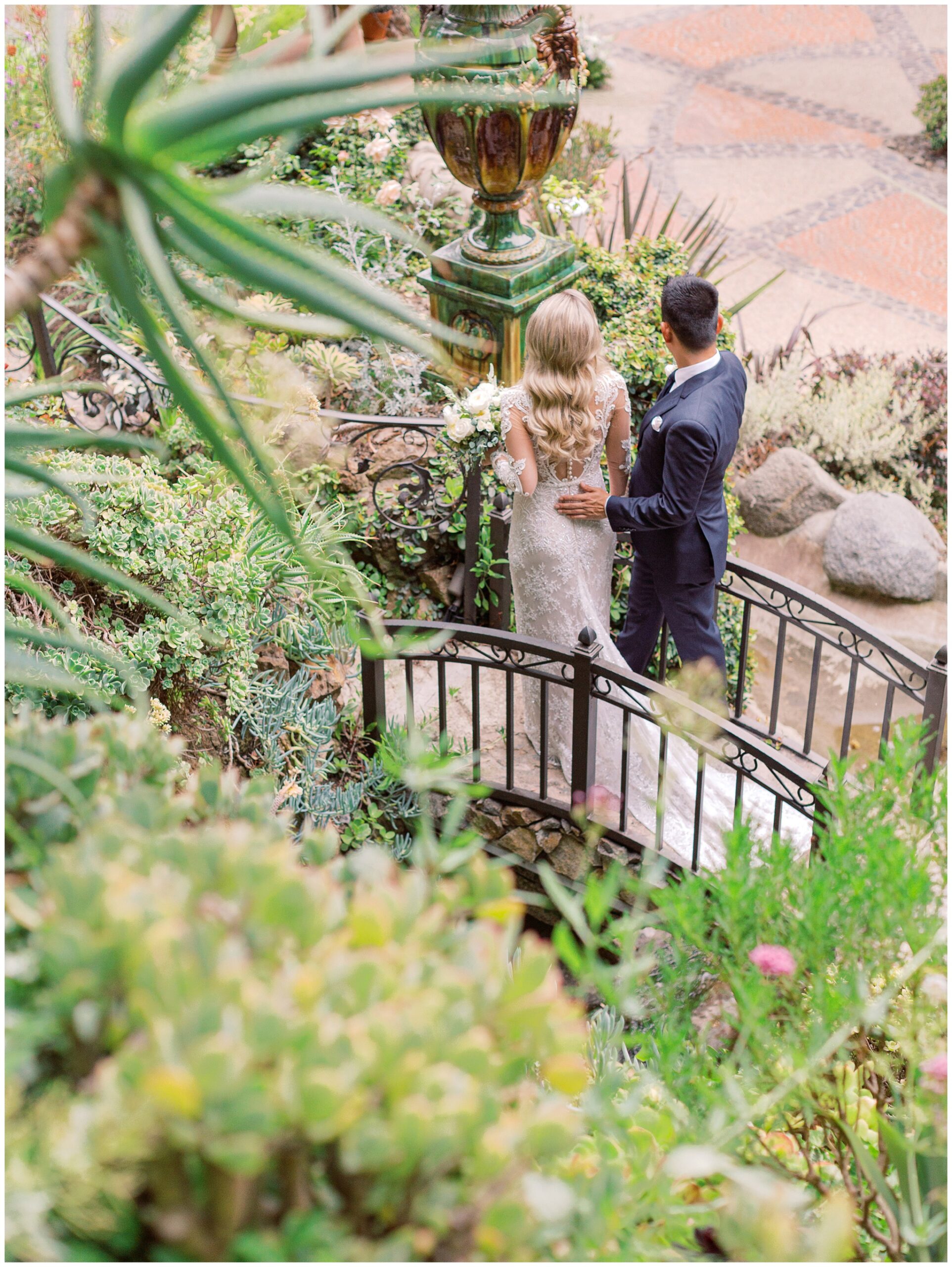 Houdini Estate wedding Bride and Groom photo