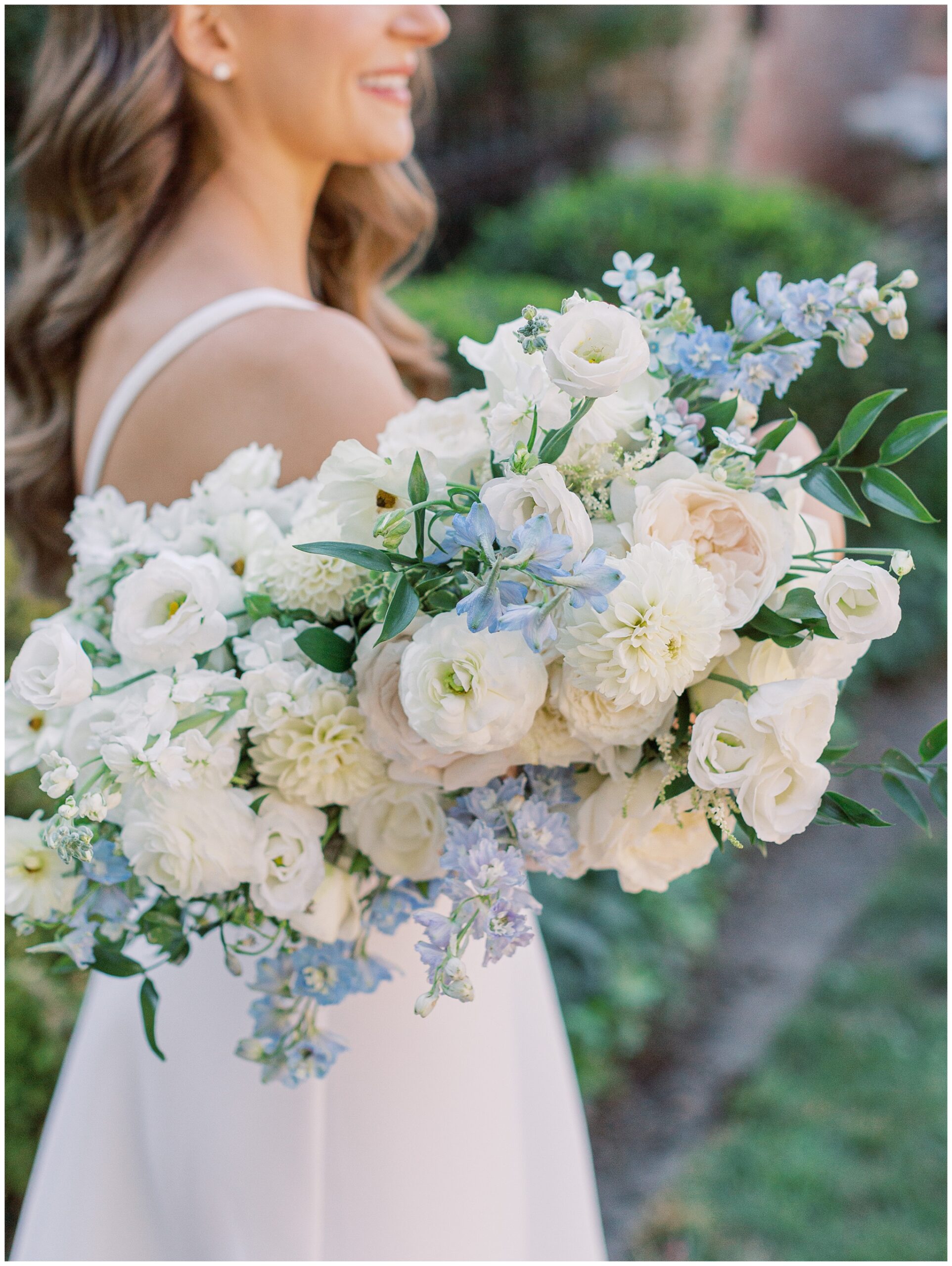 Tidewater Inn wedding bridal bouquet photo