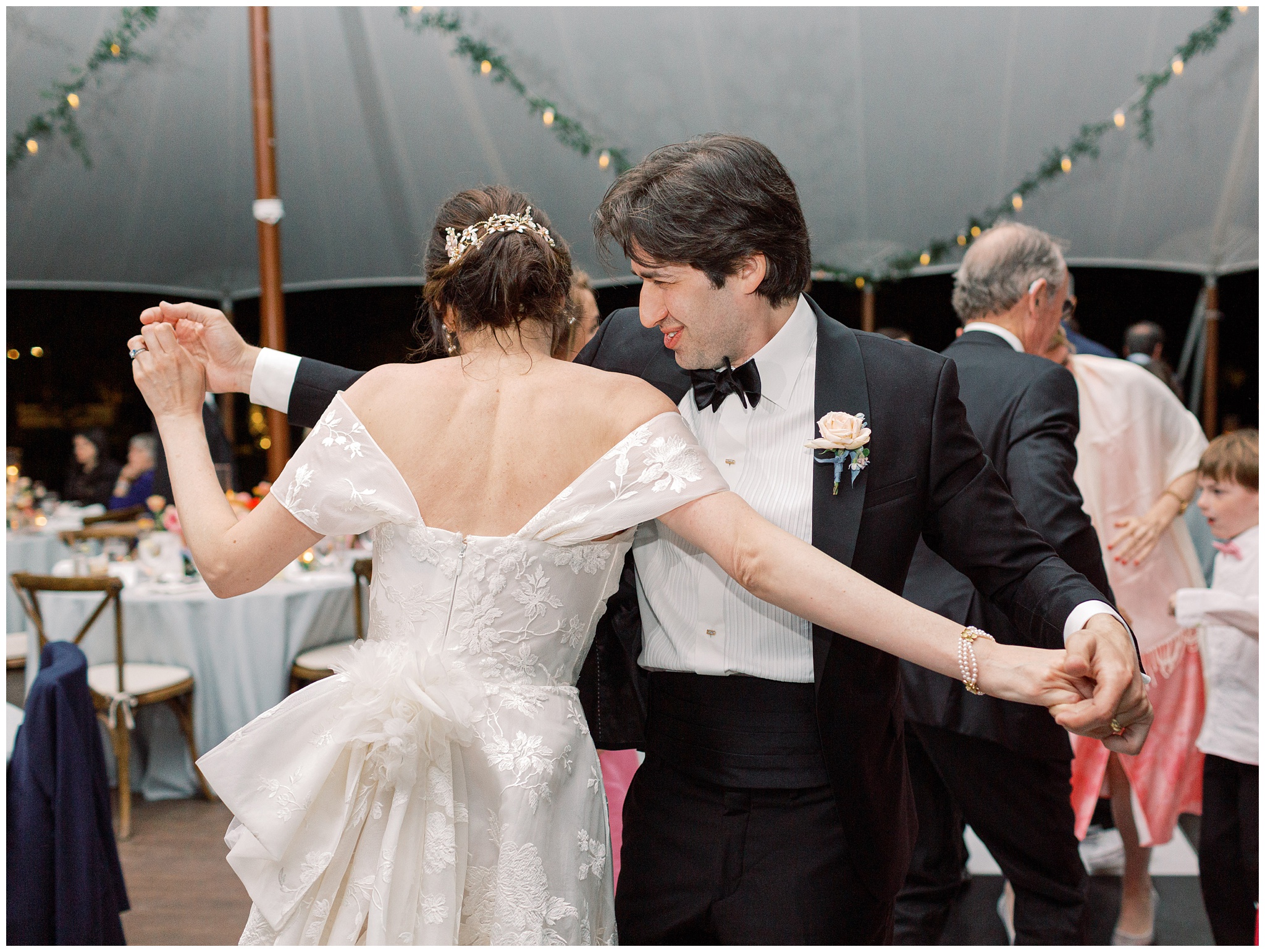 Inn at Perry Cabin wedding reception dancing