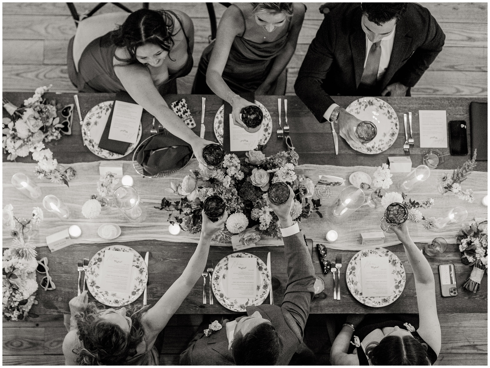 Oak Barn at Loyalty wedding reception