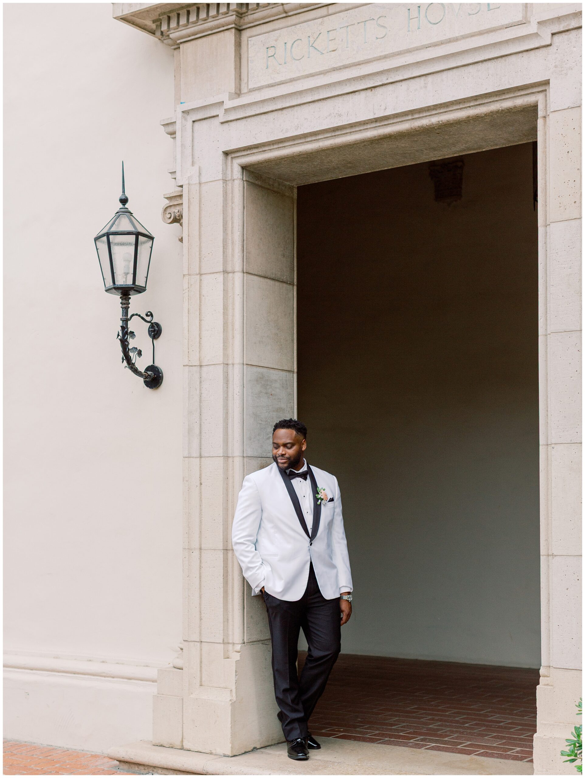 Groom portrait on Caltech campus