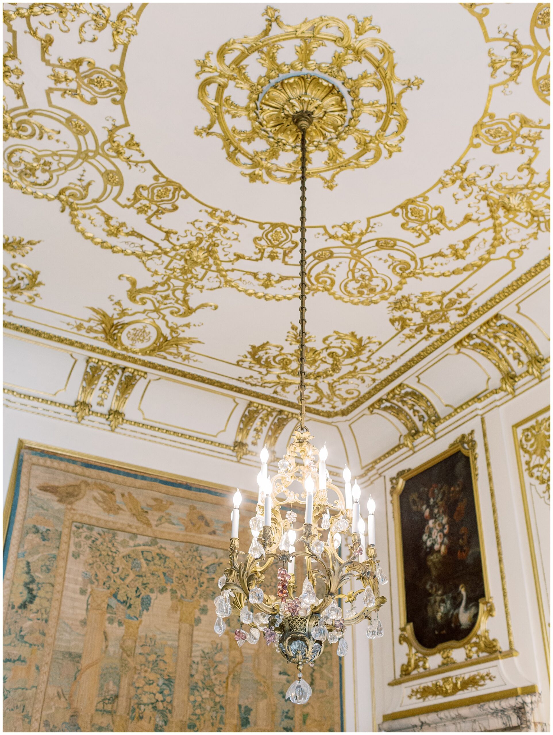 Chandelier in the French Drawing Room at Larz Anderson House wedding venue in Washington DC